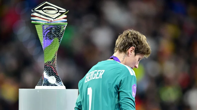 Ann-Katrin Berger steht bei Bundestrainer Christian Wück hoch im Kurs - © Sebastian Christoph Gollnow/dpa