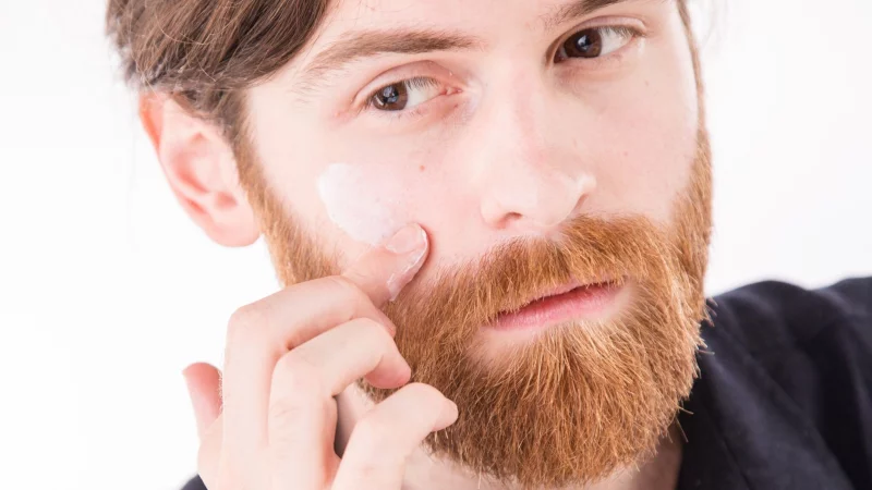 Problematische Substanzen wie Formaldehyd oder Diethylphthalat wurden in den getesteten Gesichtscremes f&uuml;r M&auml;nner nicht nachgewiesen. - &copy; Christin Klose/dpa-tmn