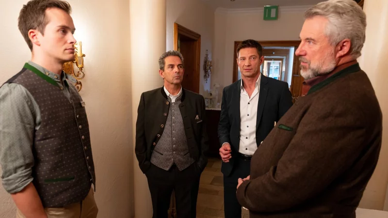 Zu Beginn der neuen Staffel ermitteln Stadler und Hansen zu einer Familienfehde. - &copy; Markus Sapper/ZDF/dpa