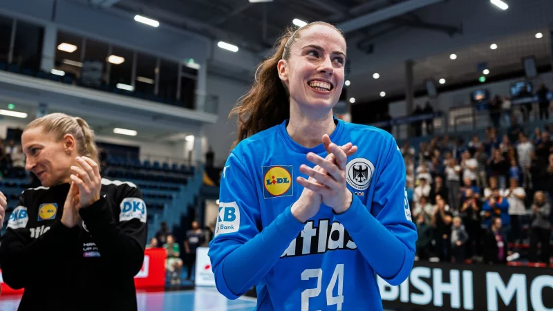 Torfrau Sarah Wachter zeigte gegen Belgien eine starke Leistung. - © Marco Wolf/dpa