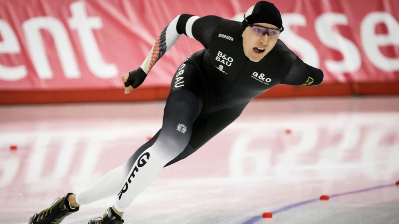 Der 18-jährige Finn Sonnekalb läuft auch in Heerenveen aufs Podium. (Archivbild) - © Jeff McIntosh/The Canadian Press/AP/dpa