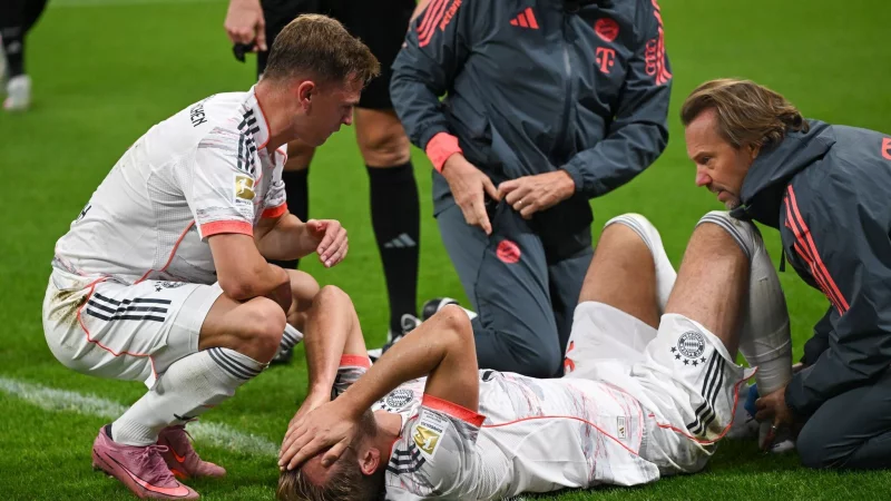 Harry Kane hat sich beim Bayern-Sieg in Frankfurt offenbar nicht schwerer verletzt. - &copy; Arne Dedert/dpa