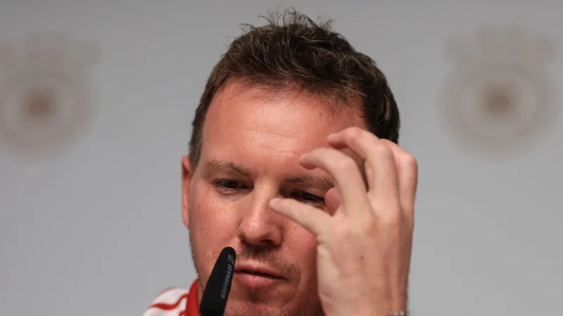 Julian Nagelsmann steht vor seiner ersten WM-Auslosung als Bundestrainer. (Archivbild) - © Jan Woitas/dpa