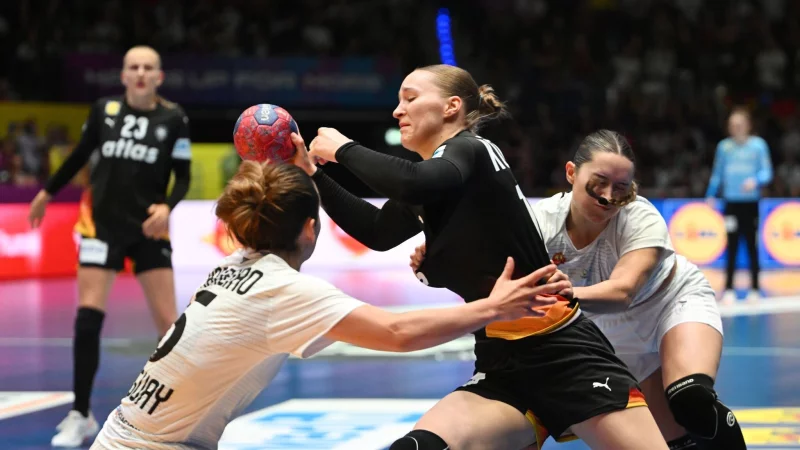 Trumpft bei der WM bisher unbekümmert auf: Nieke Kühne. - © Marijan Murat/dpa