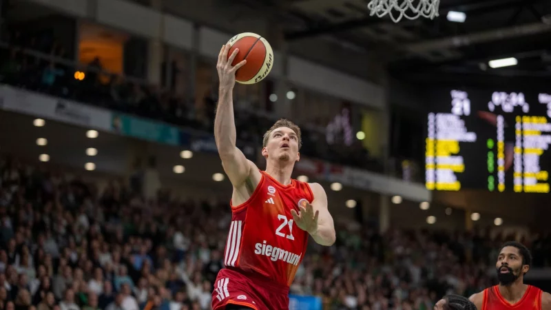 Justus Hollatz und der FC Bayern Basketball erlebten in Ulm ein ganz enges Spiel. (Archivfoto) - &copy; Harald Tittel/dpa