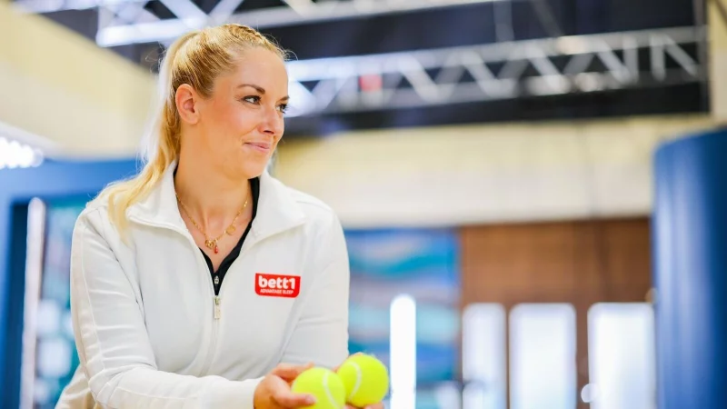 Sabine Lisicki will nach der Geburt ihres Kindes noch einmal auf den Tennisplatz zurückkehren. (Archivbild) - © Christoph Reichwein/dpa