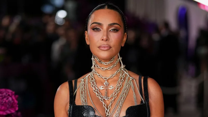 Kim Kardashian gibt dem Chatbot ChatGPT die Schuld f&uuml;r vermasselte Jura-Pr&uuml;fungen. (Archivbild) - &copy; Scott A Garfitt/Invision/dpa