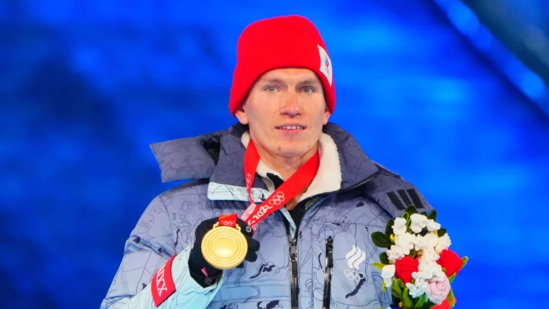 Darf nicht an den Spielen in Italien teilnehmen: Alexander Bolschunow - &copy; Michael Kappeler/dpa