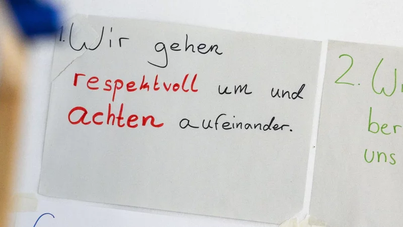 Ein Aktionstag im Mai soll den gesellschaftlichen Zusammenhalt feiern. (Symbolbild) - &copy; Jens Kalaene/dpa