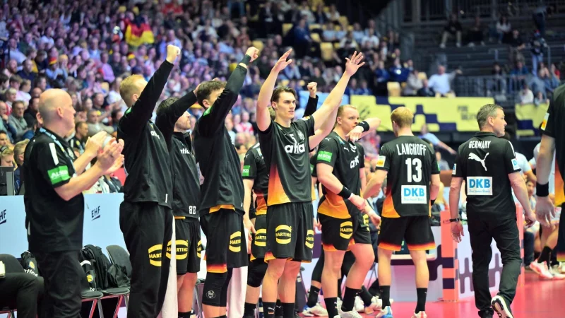 Deutschlands Handballer stehen in der EM-Hauptrunde. - &copy; Sina Schuldt/dpa