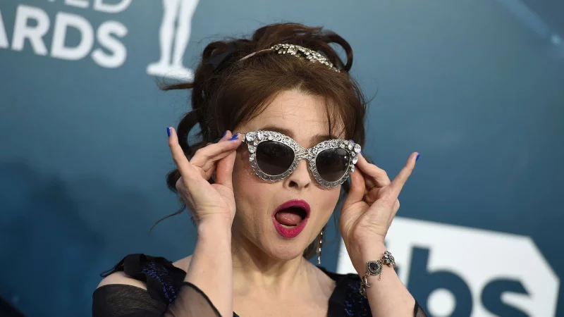 Helena Bonham Carter st&ouml;&szlig;t zur Besetzung der Hit-Serie &laquo;The White Lotus&raquo;. (Archivbild) - &copy; Jordan Strauss/Invision/AP/dpa
