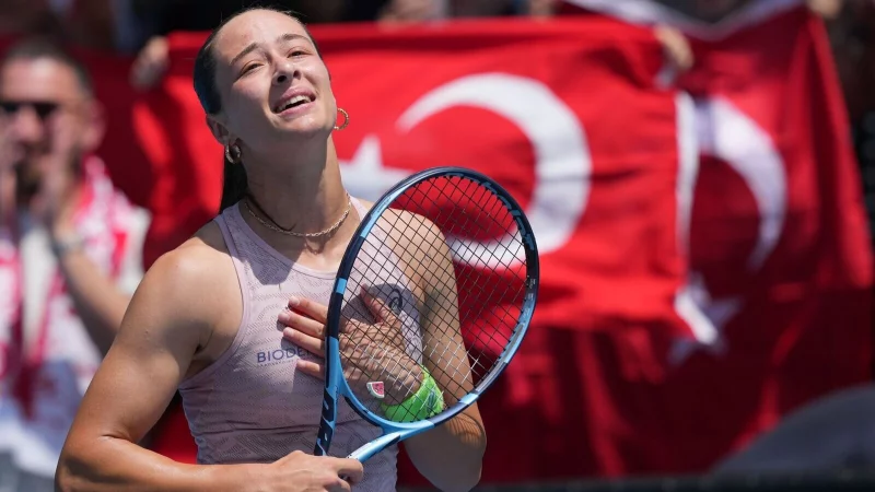 Die T&uuml;rkin Zeynep Sonmez sorgt in Melbourne f&uuml;r Furore. - &copy; Dar Yasin/AP/dpa