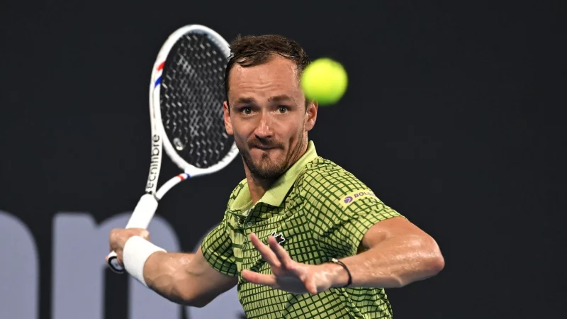 Der Russe Daniil Medwedew kommt mit viel Selbstvertrauen nach Melbourne. - &copy; Dave Hunt/AAP/dpa