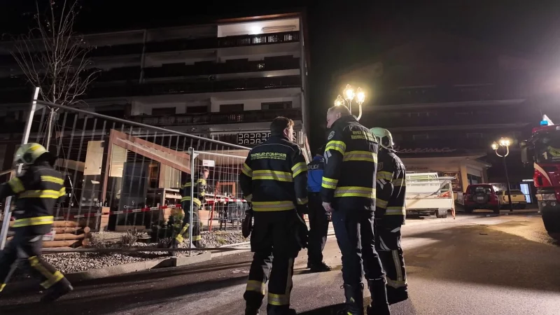 Unter den Verletzten ist auch ein junger Fu&szlig;baller aus Frankreich. - &copy; Kantonspolizei Wallis/Kantonspolizei Wallis /dpa