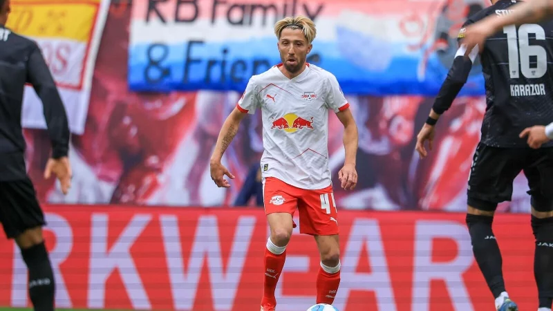 Kevin Kampl (m) und RB Leipzig l&ouml;sen den Vertrag auf. (Archivbild) - &copy; Jan Woitas/dpa