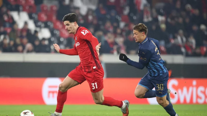 Igor Matanovic (l.) geh&ouml;rte zu den auff&auml;lligsten Freiburgern - und traf. - &copy; Philipp von Ditfurth/dpa