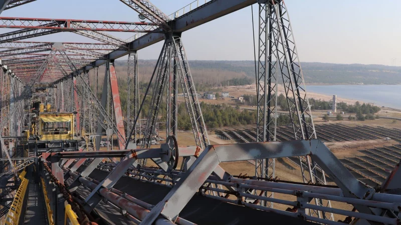 Per F&uuml;hrung erlebbar: die stillgelegte F&ouml;rderbr&uuml;cke F60 im Besucherbergwerk. - &copy; Deike Uhtenwoldt/dpa-tmn