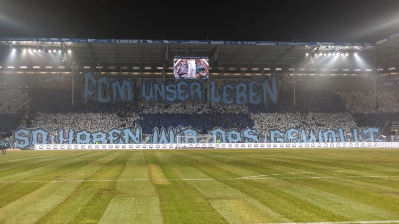 Bei dem Fu&szlig;ballspiel zwischen dem 1. FC Magdeburg und Dynamo Dresden wurden 64 Polizisten verletzt. - &copy; Andreas Gora/dpa