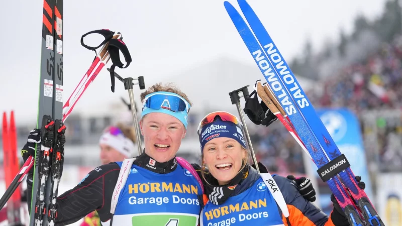 Marlene Fichtner (r) war nach der Disqualifikation untr&ouml;stlich. - &copy; Petr David Josek/AP/dpa
