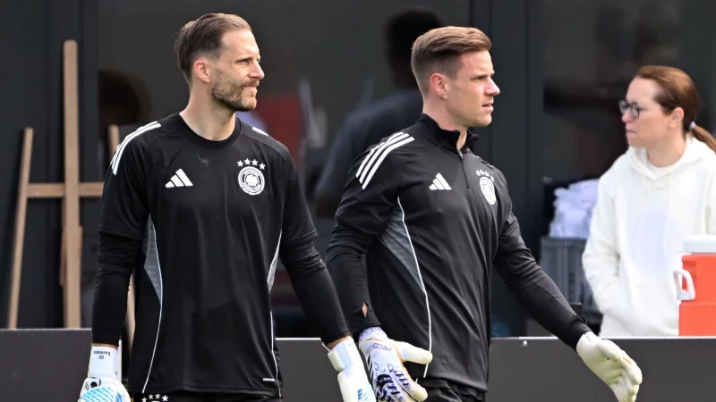 Ter Stegen oder Baumann? - Zur Torwartfrage bei der WM gibt es viele Meinungen. (Archivbild) - &copy; Federico Gambarini/dpa