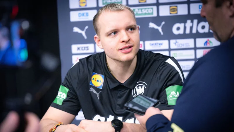 Keine Angst vor D&auml;nemark: Handball-Nationalspieler Justus Fischer glaubt an einen deutschen Sieg. - &copy; Sina Schuldt/dpa