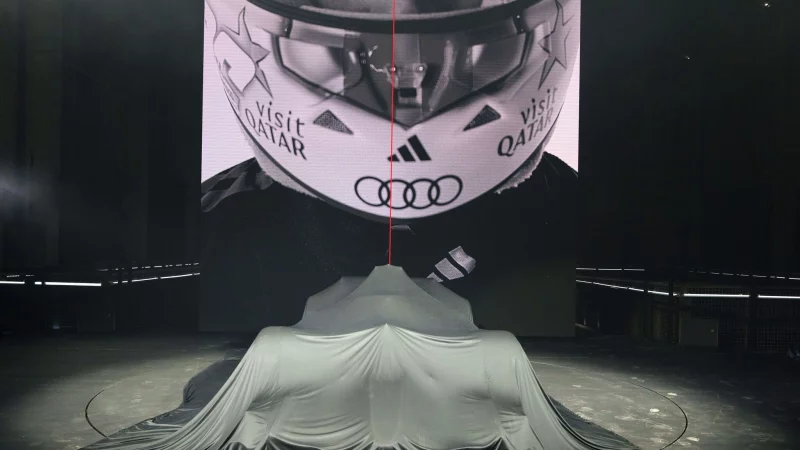 Noch verh&uuml;llt: Audi bot wenige Wochen vor seiner Formel-1-Premiere ein gro&szlig;es Spektakel. - &copy; Soeren Stache/dpa