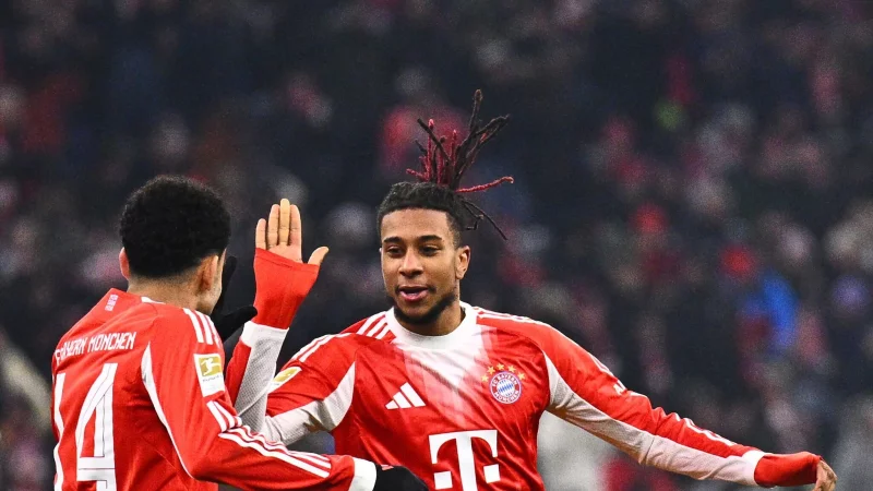 Machen dem FC Bayern viel Freude: Luis D&iacute;az (l) und Michael Olise. - &copy; Tom Weller/dpa