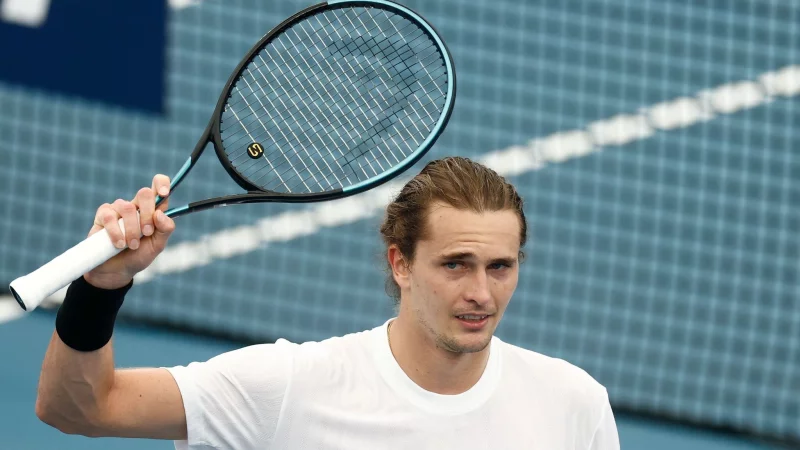 Alexander Zverev bejubelt seinen ersten Sieg im neuen Tennis-Jahr. - &copy; Mark Evans/AAP/dpa