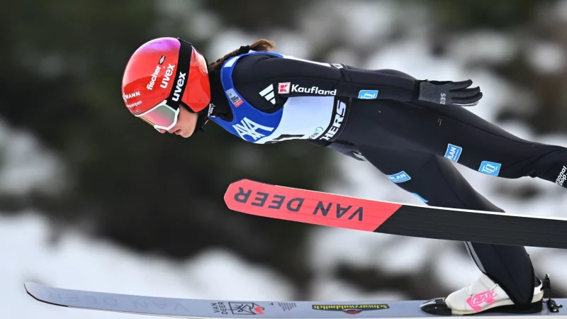 Nathalie Armbruster ist in Oberhof die beste deutsche Kombiniererin. - &copy; Hendrik Schmidt/dpa