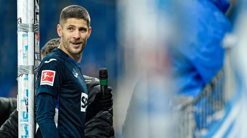 Mann des Abends in Sinsheim und von den Fans gefeiert: Andrej Kramaric. - &copy; Uwe Anspach/dpa