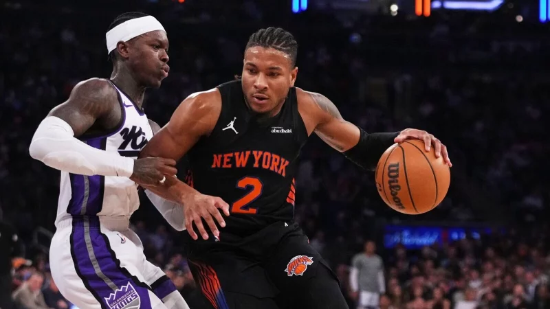 Zog gegen die Knicks den K&uuml;rzeren: Schr&ouml;der (links) verlor mit den Kings. - &copy; Frank Franklin II/AP/dpa