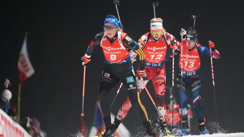 Spricht &uuml;ber das Karriereende: Franziska Preu&szlig; - &copy; Petr David Josek/AP/dpa