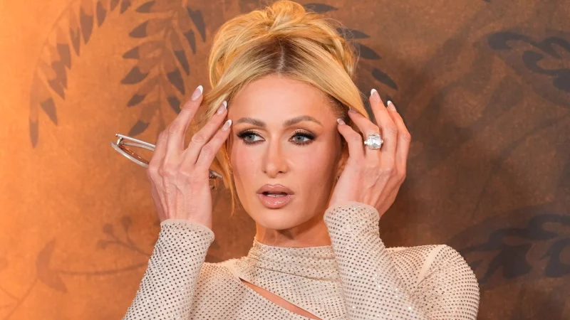 Die neue Doku des Reality-TV-Stars mit dem Titel &laquo;Infinite Icon: A Visual Memoir&raquo; beginnt im Oktober 2024, zehn Tage vor Hiltons Konzertauftritt im ausverkauften Hollywood Palladium in Los Angeles. - &copy; Chris Pizzello/Invision via AP/dpa