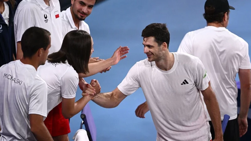 Hubert Hurkacz gewann im Finale des United Cups gegen Stan Wawrinka. - &copy; Dan Himbrechts/AAP/dpa