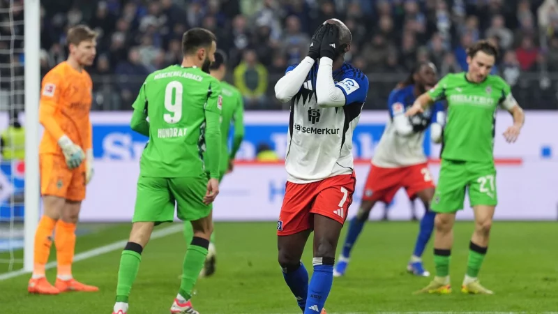 Wegen eines Fehlverhaltens suspendiert: Jean-Luc Domp&eacute; vom HSV. - &copy; Marcus Brandt/dpa