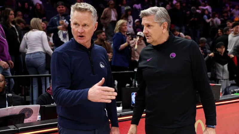 Die Trainer beider Teams &auml;u&szlig;erten sich zu der angespannten Lage in Minneapolis. - &copy; Matt Krohn/AP/dpa