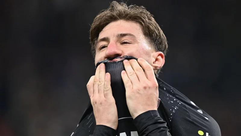 Leistungstr&auml;ger Angelo Stiller muss beim VfB Stuttgart vorerst pausieren. - &copy; Arne Dedert/dpa