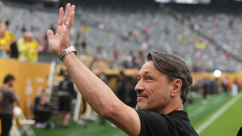 BVB-Coach Niko Kovac steht mit seinem Team unter Druck. - © Frank Franklin II/AP/dpa