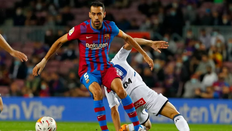 Sergio Busquets ist ein K&ouml;nner am Ball. (Archivbild) - &copy; Joan Monfort/AP/dpa