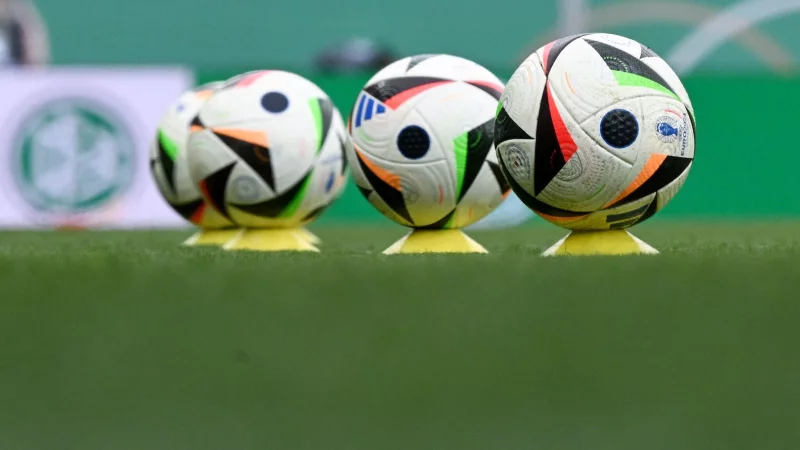 Der Teambus der U21 von Luxemburg hatte einen Unfall. (Symbolbild) - &copy; Hendrik Schmidt/dpa