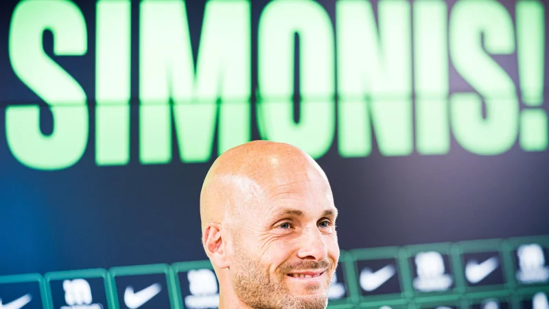 Der neue Wolfsburg-Trainer Paul Simonis. - &copy; Moritz Frankenberg/dpa