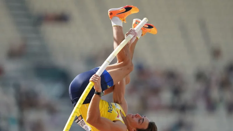 Armand Duplantis steigert seinen Stabhochsprung-Weltrekord auf 6,29 Meter. - © Marcus Brandt/dpa