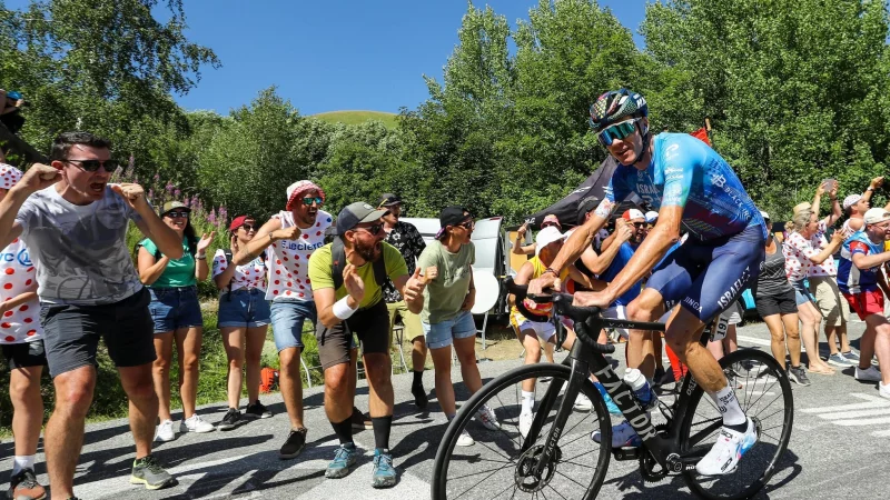 Chris Froome hat bei einem Trainingsunfall offenbar auch eine lebensbedrohliche Herzverletzung erlitten. (Archivbild) - © David Pintens/BELGA/dpa