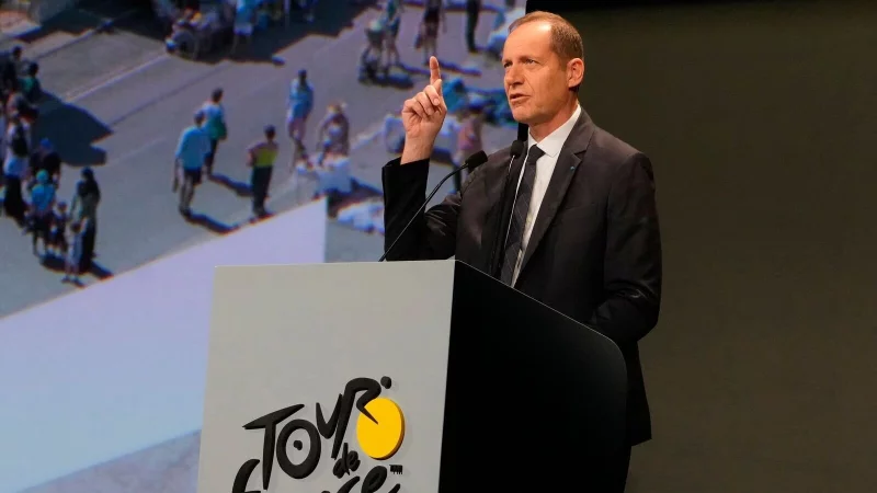 Die Ereignisse bei der Vuelta beunruhigen auch den Tour-Chef Christian Prudhomme. (Archivbild) - &copy; Michel Euler/AP