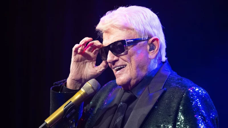 Lange schlafen und wenig Alkohol - Heinos Rezept f&uuml;r Fitness im Alter. (Archivbild) - &copy; Sebastian Kahnert/dpa