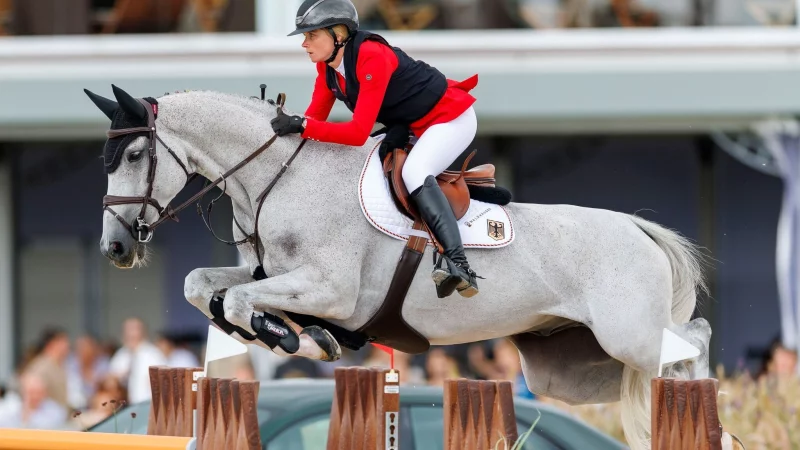 Sophie Hinners lieferte eine fehlerfreie Runde. - &copy; Stefan Lafrentz/dpa