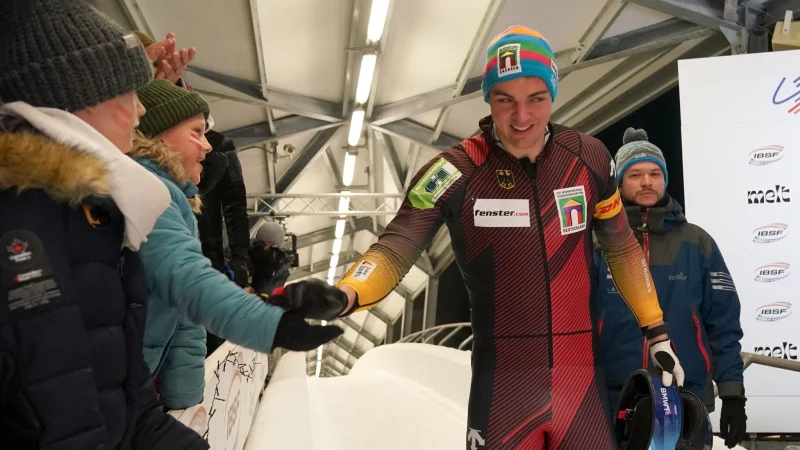 Anschieber Simon Wulff ist für 21 Monate gesperrt worden. - © Roman Koksarov/dpa