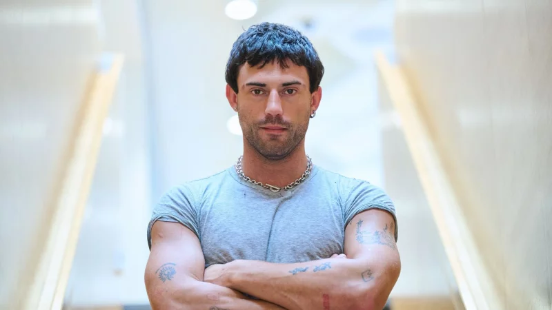 Aaron Altaras sieht in &laquo;Stolz und Vorurteil&raquo; einen zeitlosen Stoff. - &copy; Annette Riedl/dpa