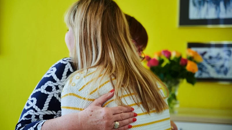 Tut mir leid - aber: Ohne echte Übernahme von Verantwortung wirkt jede Entschuldigung hohl - und dann ist auch Verzeihen schwierig. - © Annette Riedl/dpa/dpa-tmn