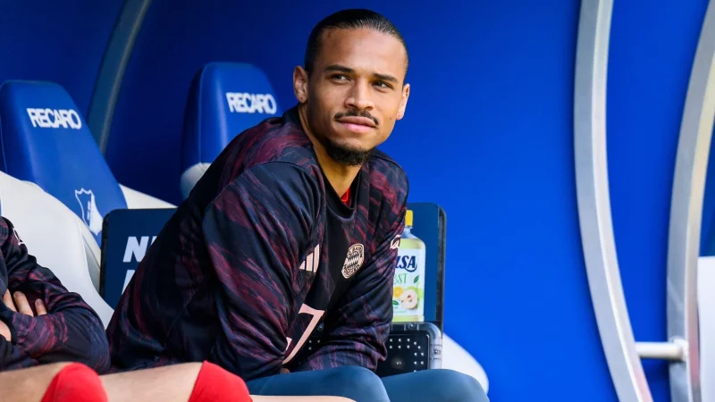 Bleibt er oder geht er? Über Leroy Sané wird derzeit oft diskutiert. - © Tom Weller/dpa